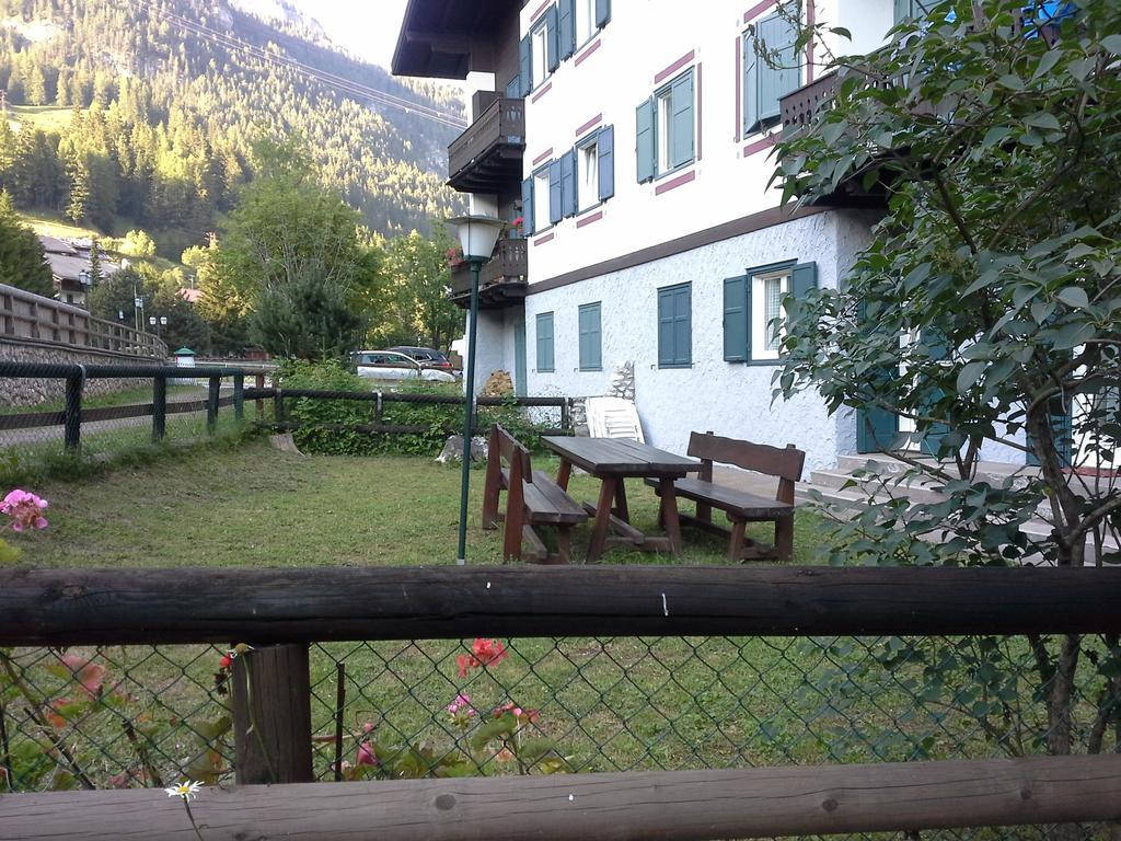 Appartamento Niki Campitello Campitello di Fassa Exterior photo